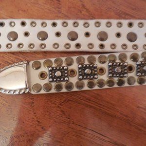 Revcor vintage white grommet style belt